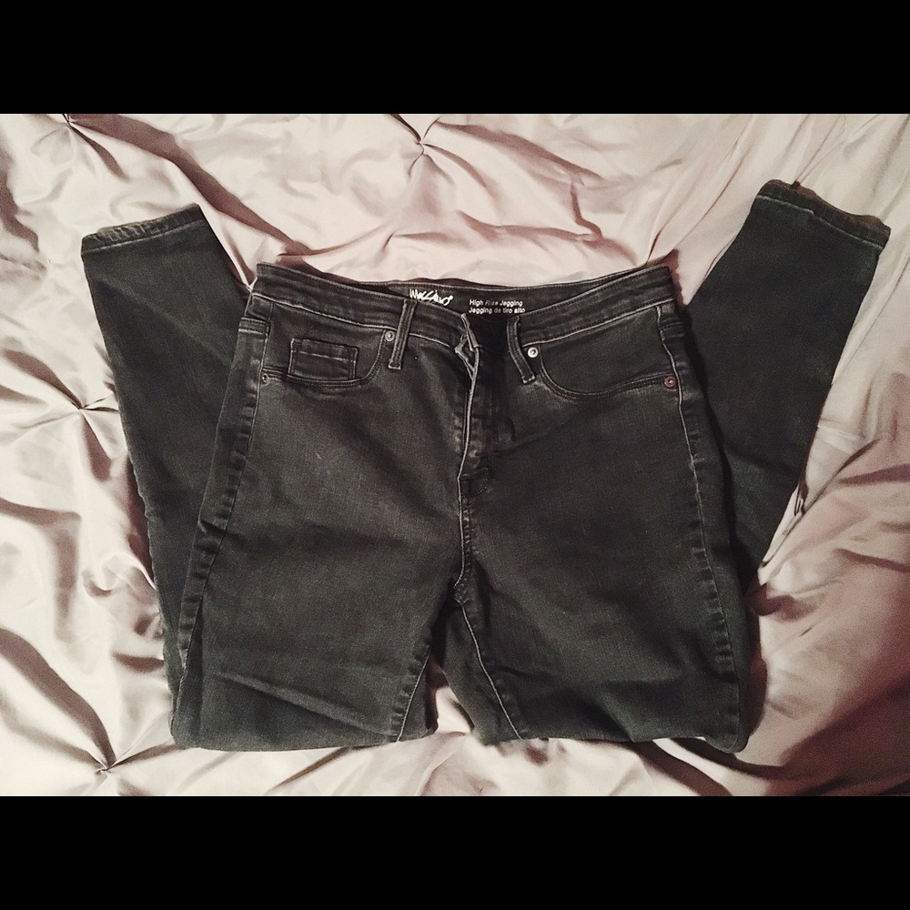 Black high waisted skinny jeans/jeggings